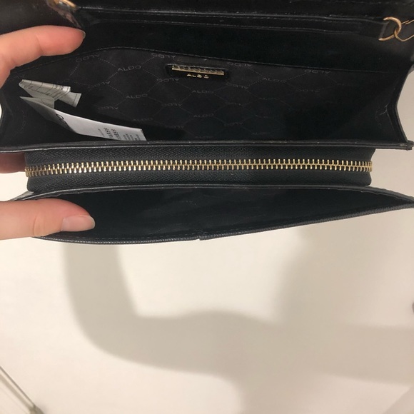 Aldo Black & Gold Handbag - Picture 6 of 8